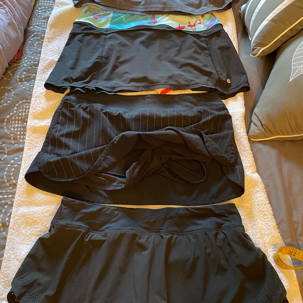 Lululemon Athletica Black and Gray Skorts Lightweight Stretchy Sz 8.  4 Pairs.